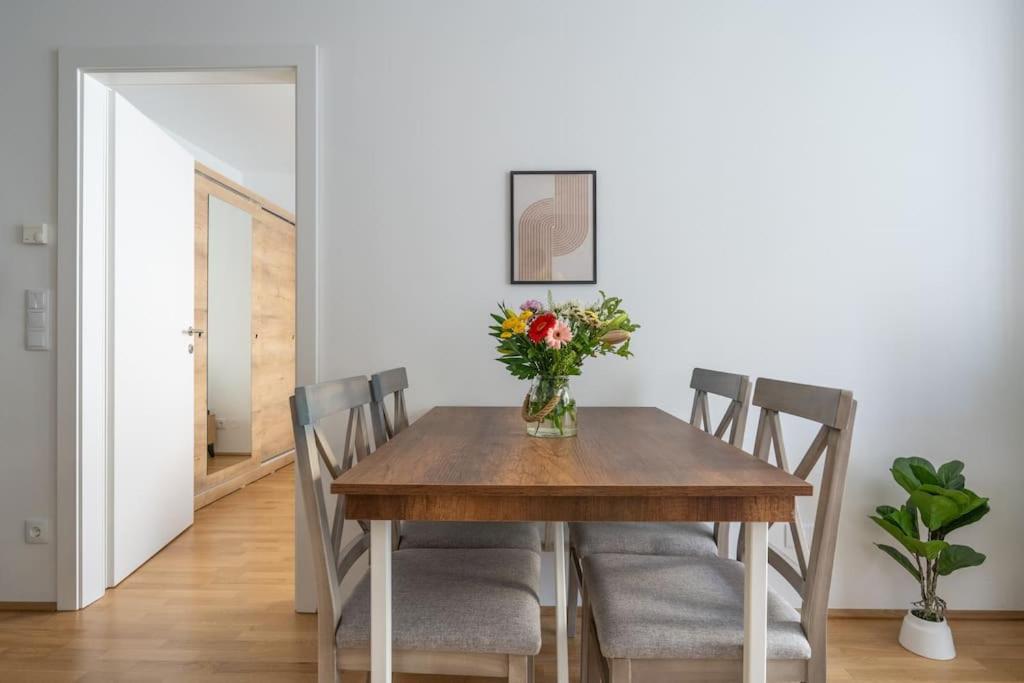 Appartamento 1Br Excellence, Fast To Centre By Hm Vienna Esterno foto