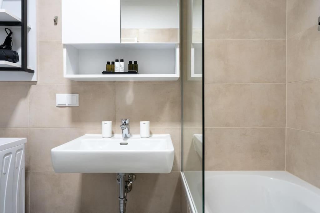 Appartamento 1Br Excellence, Fast To Centre By Hm Vienna Esterno foto